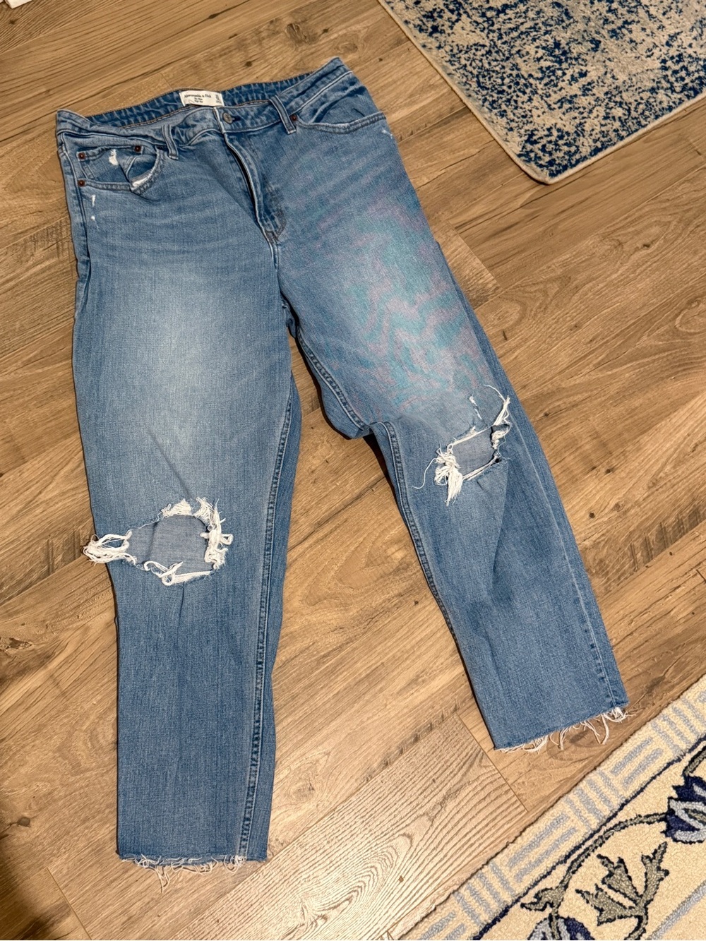 Abercrombie & Fitch Light Blue Distressed Boyfriend Jeans -Size 32/14